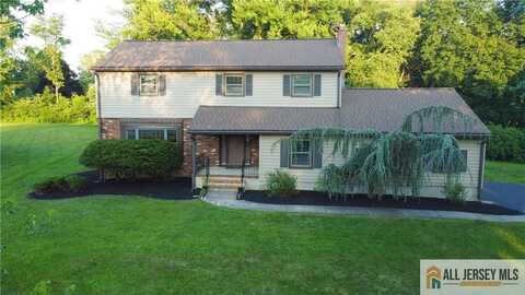 11 Gunpowder Drive, East Brunswick, NJ 08816