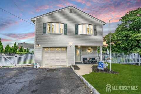 557 Howard Avenue, Middlesex, NJ 08846
