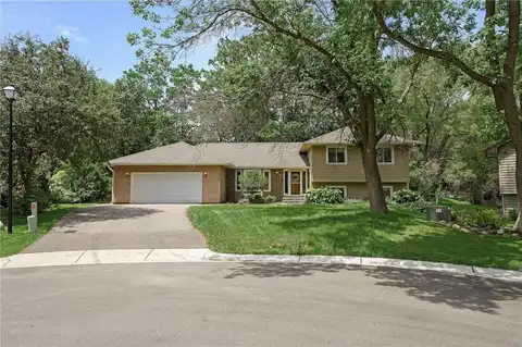11870 63rd Place N, Maple Grove, MN 55369