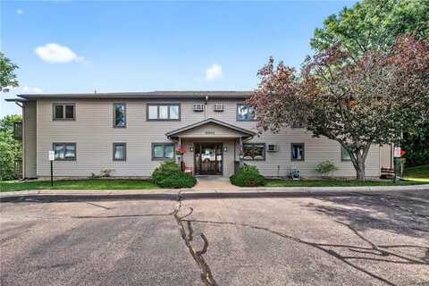 6601 Buckley Circle, Inver Grove Heights, MN 55076