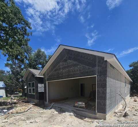 628 Winding River, Spring Branch, TX 78070