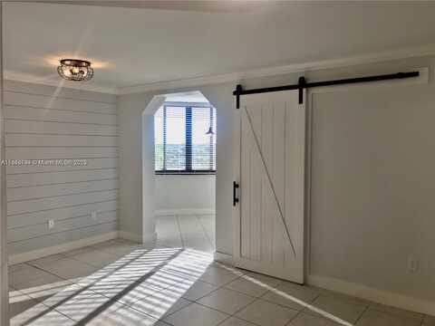 8205 SW 152nd Ave, Miami, FL 33193
