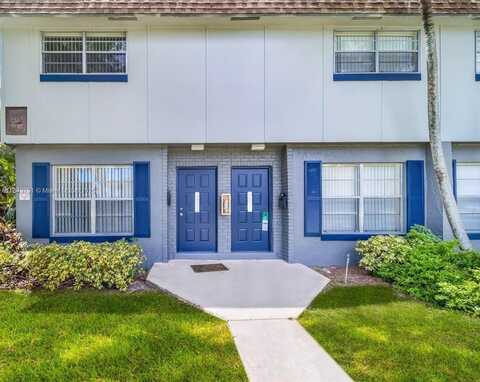 4668 NW 9th Dr, Plantation, FL 33317