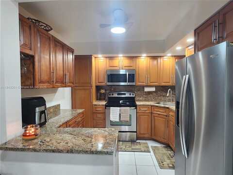 4129 S Carambola Cir S, Coconut Creek, FL 33066