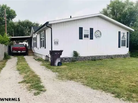 1122 AVENUE R, Scottsbluff, NE 69361
