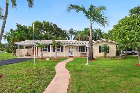 9455 SW 181st St, Palmetto Bay, FL 33157