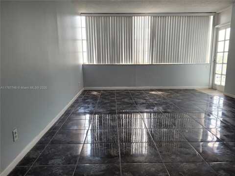 2025 NE 164th St, North Miami Beach, FL 33162