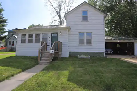 1019 Academy Street, Elroy, WI 53929