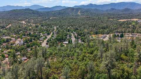 Nsa Coeur D Alene Avenue, Shasta Lake, CA 96019