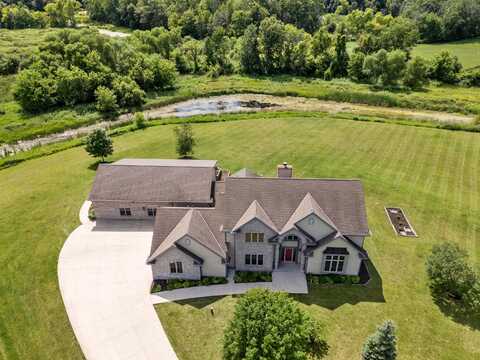 3976 Woodridge Ct, Colgate, WI 53017