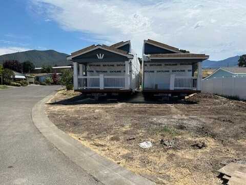 333 Mountain View Drive, Talent, OR 97540