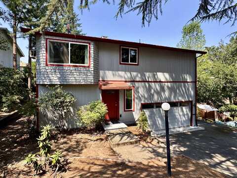 311 Luna Vista Street, Ashland, OR 97520