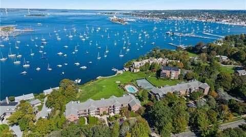 111 Harrison Avenue, Newport, RI 02840