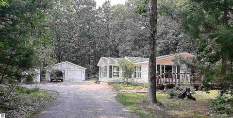 1768 Rogers Road, Grawn, MI 49637