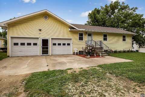 203 Lovejoy ST, Circleville, KS 66416