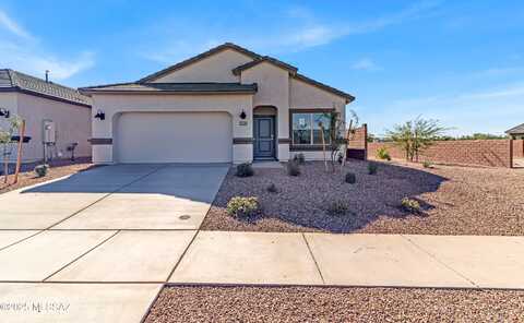 14000 E Crotalus Way, Vail, AZ 85641