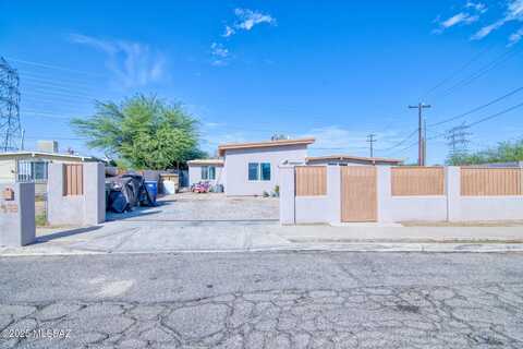 973 W Connecticut Drive, Tucson, AZ 85706