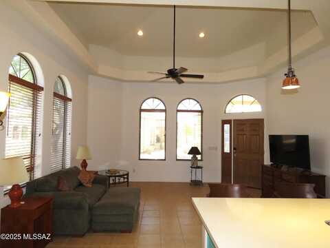 2424 W Via Di Silvio, Tucson, AZ 85741