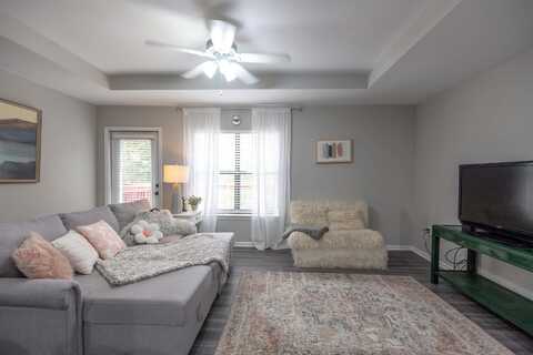 741 White Drive, Tallahassee, FL 32304