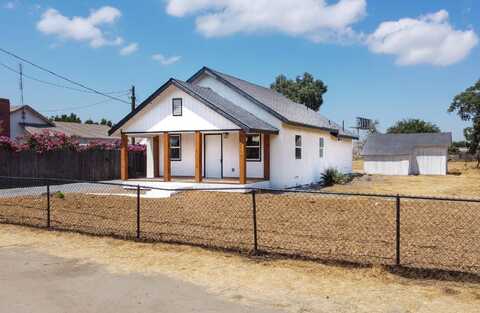 187 S Cloverleaf Street, Porterville, CA 93257