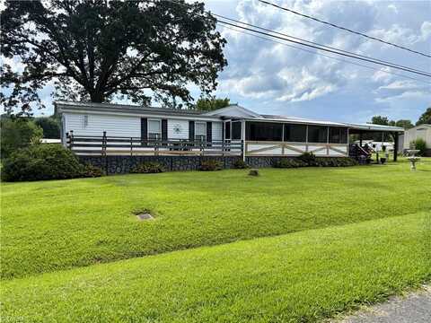 4207 Wedgewood Terrace, Trinity, NC 27370