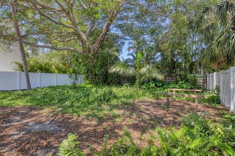 1679 ARLINGTON STREET, SARASOTA, FL 34239