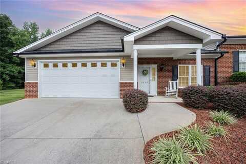 1840 Bogey Lane, Asheboro, NC 27205