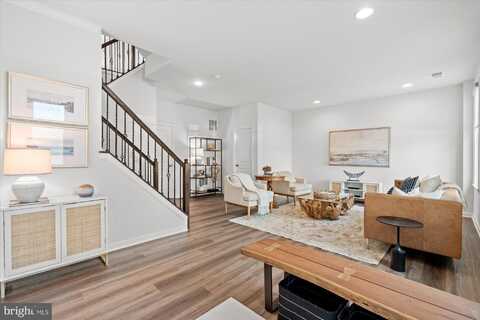 8423 REFORMATORY WAY, LORTON, VA 22079