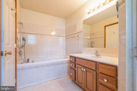 2233 MUSTEREL LANE, VINELAND, NJ 08361