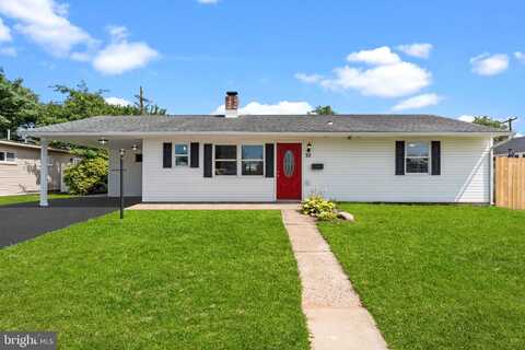 30 POPLAR LANE, LEVITTOWN, PA 19054