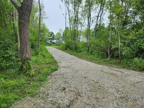 5105 N 50 E, Shelbyville, IN 46176