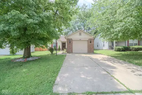 5621 Imperial Woods Circle, Indianapolis, IN 46224