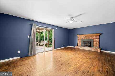 7 RABBIT RUN LANE, GLENMOORE, PA 19343