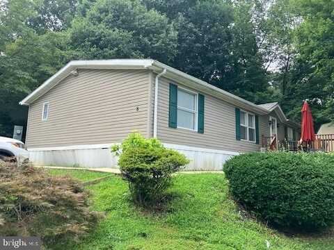 8 RED OAK DRIVE, NOTTINGHAM, PA 19362