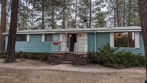 60976 Ridge Drive, Bend, OR 97702