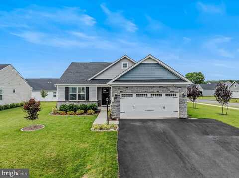229 PORCH LIGHT LANE, HEDGESVILLE, WV 25427