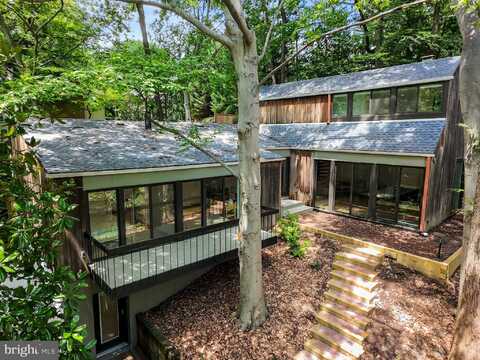 2855 DAVENPORT STREET NW, WASHINGTON, DC 20008