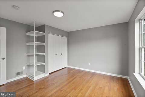 19 MACINTOSH COURT, BALTIMORE, MD 21220