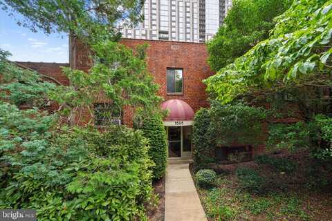 1565 N COLONIAL TERRACE, ARLINGTON, VA 22209