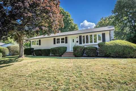 17 Hamlet St, Fairhaven, MA 02719