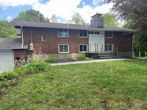 16 Foster Rd, Lexington, MA 02421
