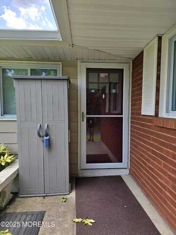 1 Flamingo Terrace, Manchester, NJ 08759