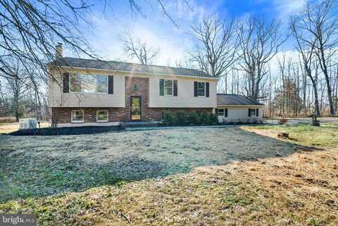 5400 CURLEY HILL ROAD, PIPERSVILLE, PA 18947