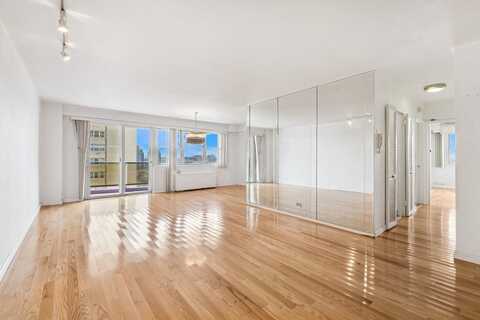 10230 66 Road, Forest Hills, NY 11375
