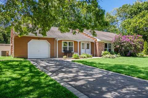 25 Annandale Road, Stony Brook, NY 11790