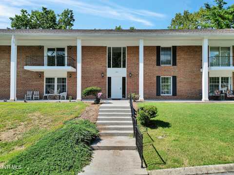 1900 West Manor Court, Kingsport, TN 37660