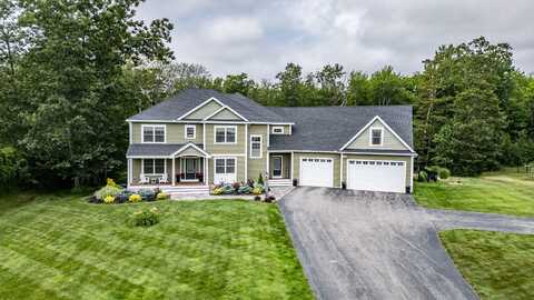 8 Red Barn Circle, Scarborough, ME 04074
