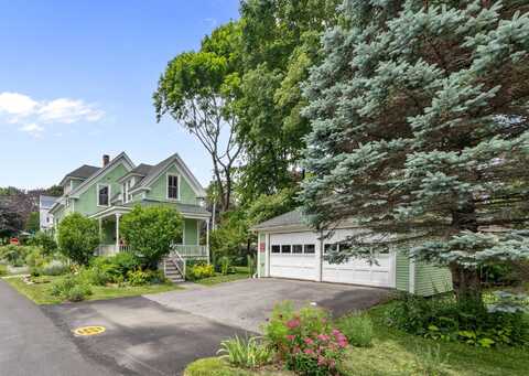 9 Lincoln Street, Rockland, ME 04841