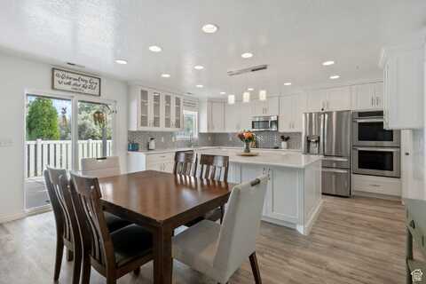 585 W LAKEVIEW, Lehi, UT 84043