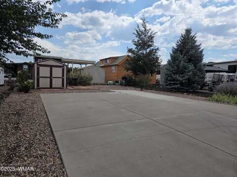 8229 Lake Front Drive, Show Low, AZ 85901